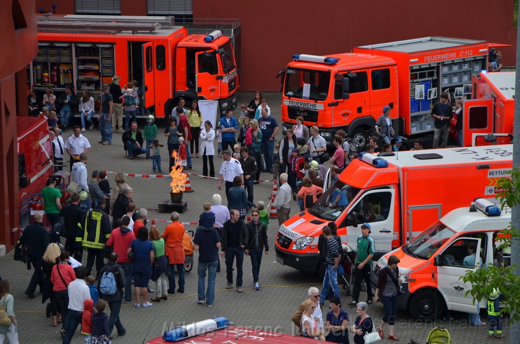 Tag der Offenen Tuer BF Koeln Weidenpesch Scheibenstr P647.JPG